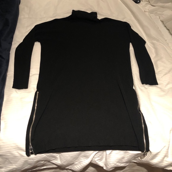 MK sweater - Picture 1 of 3